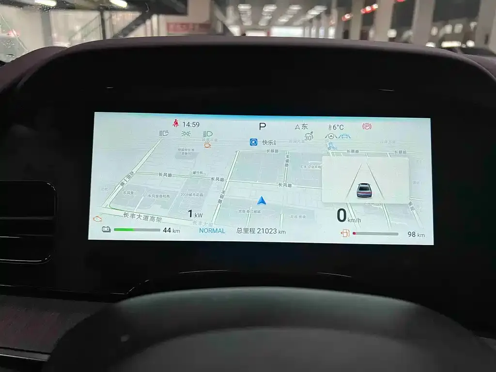 BYD Seal — фото 2