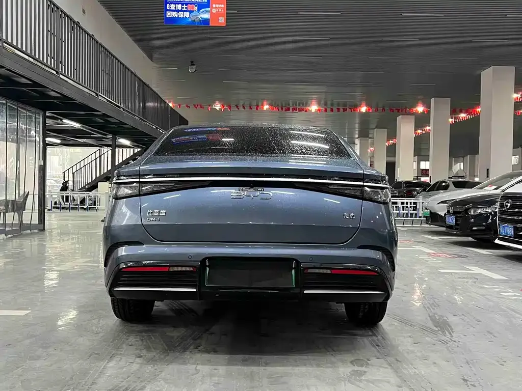 BYD Seal — фото 4