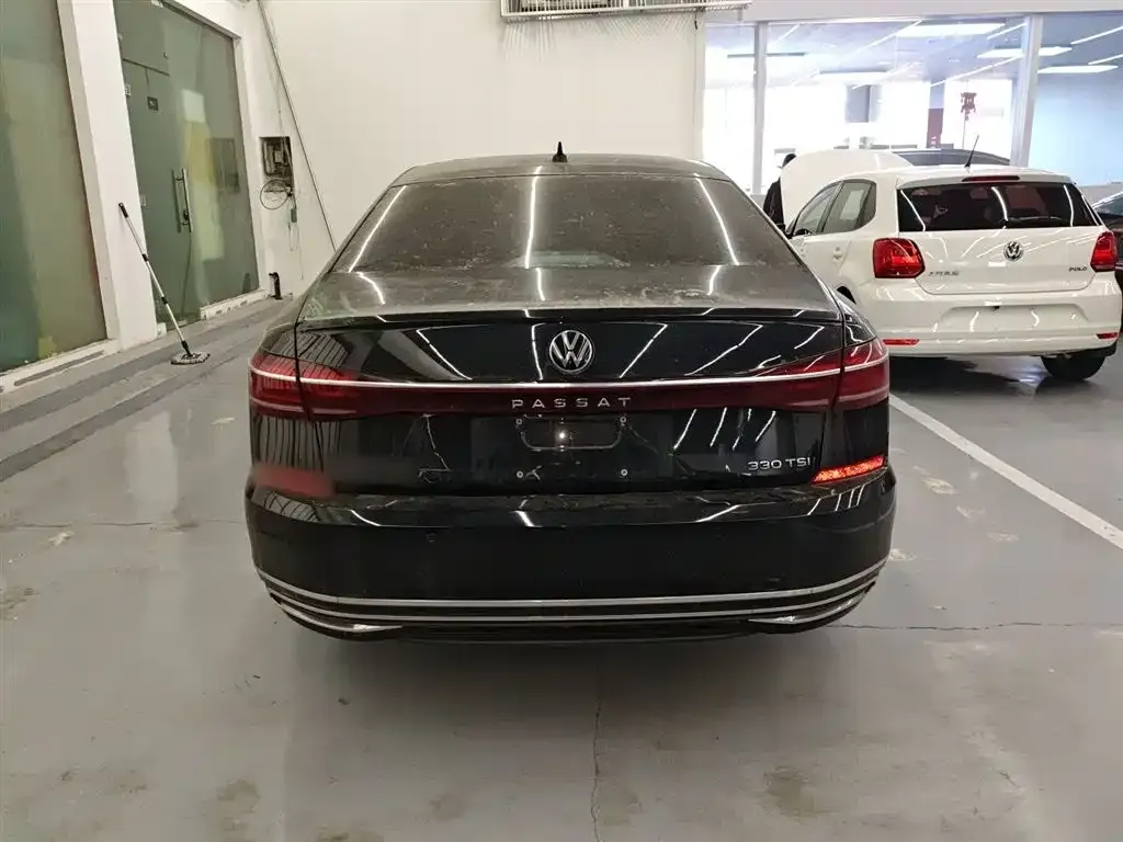 Volkswagen Passat — фото 4