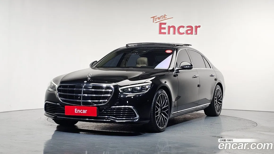 Mercedes-Benz S-Class — фото 1