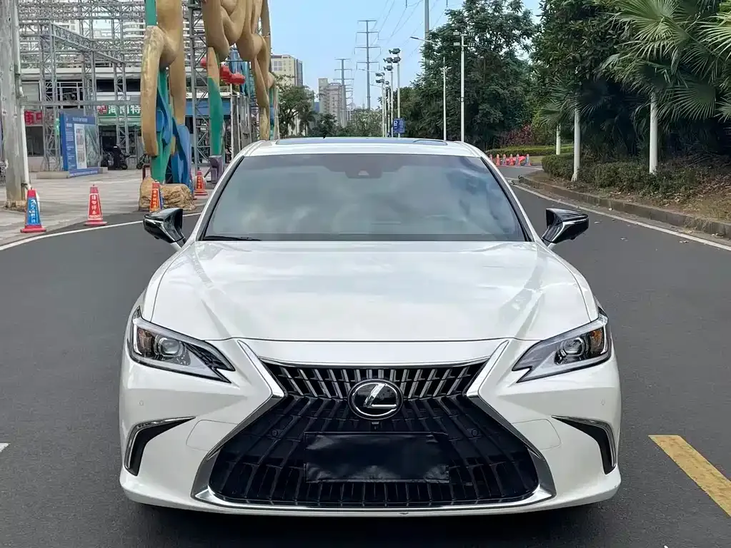 Lexus ES — фото 2