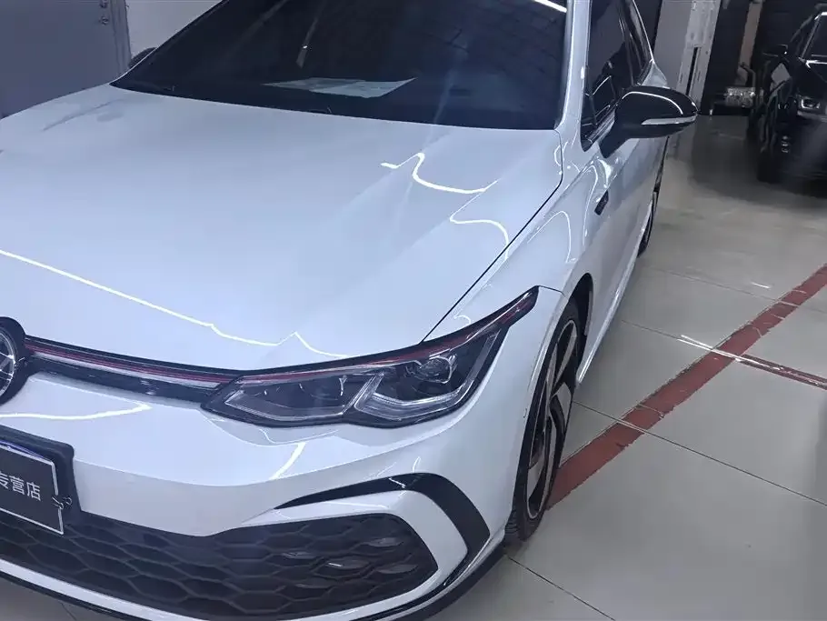 Volkswagen Golf GTI — фото 6
