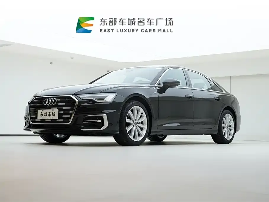 Audi A6L — фото 1