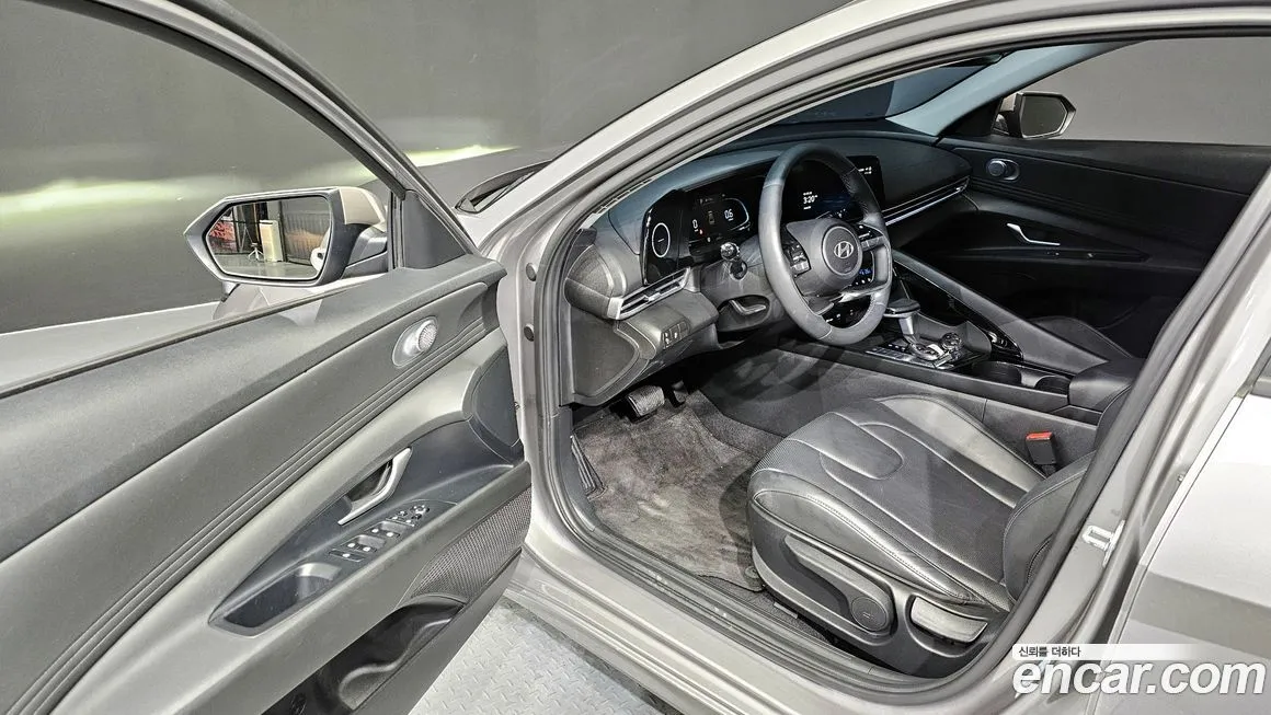 Hyundai AVANTE — фото 9
