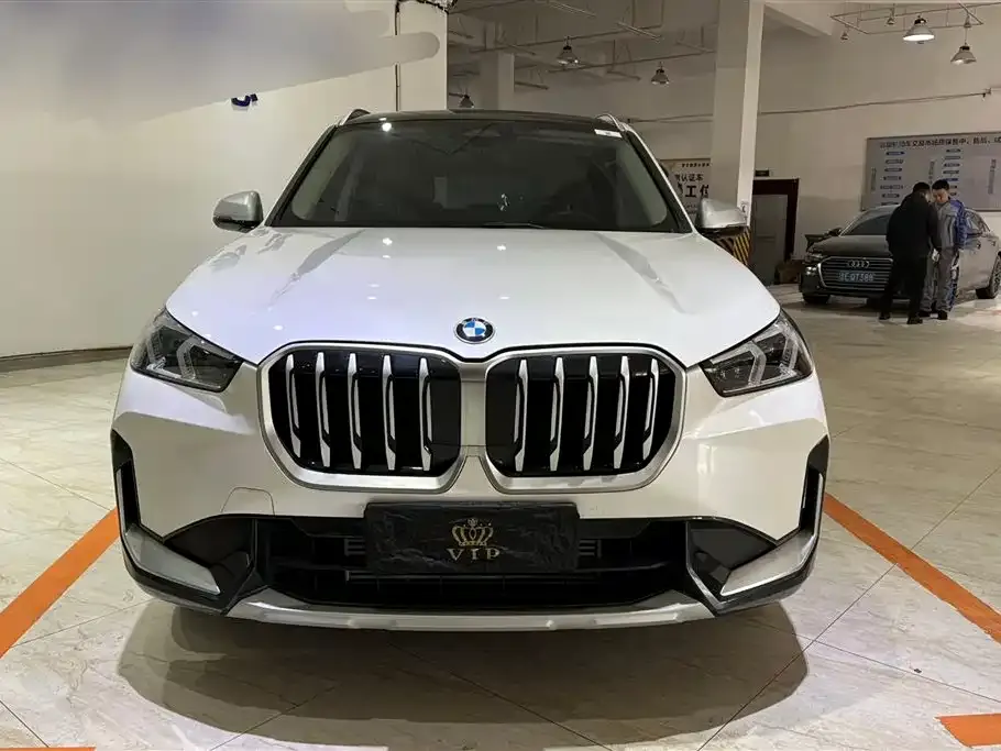 BMW X1 — фото 6