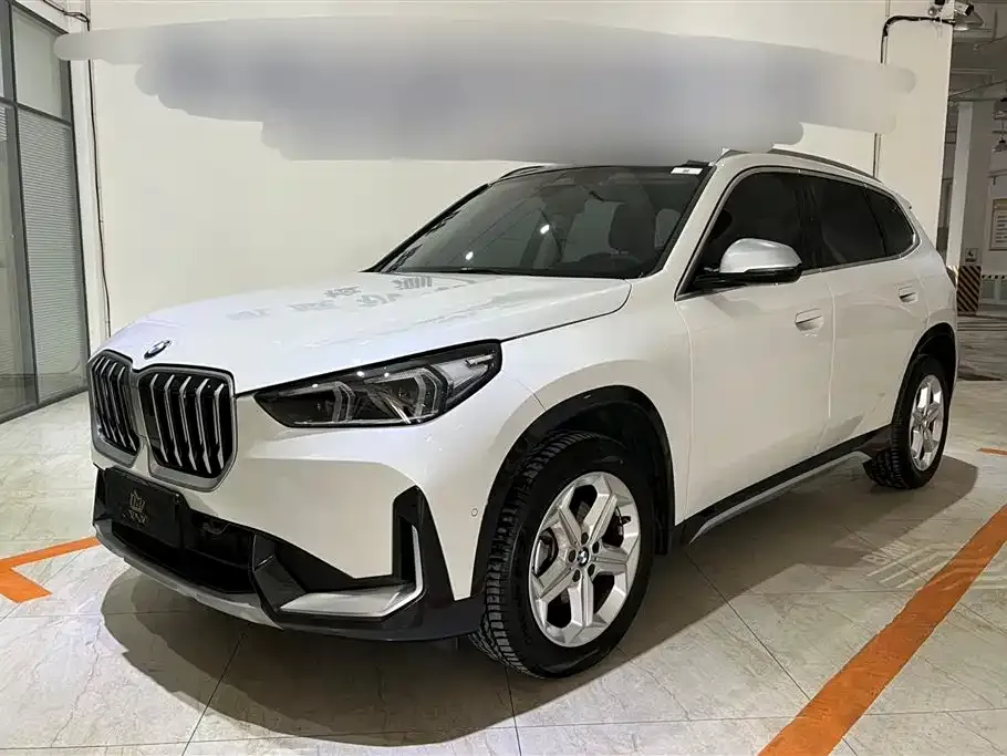 BMW X1 — фото 7