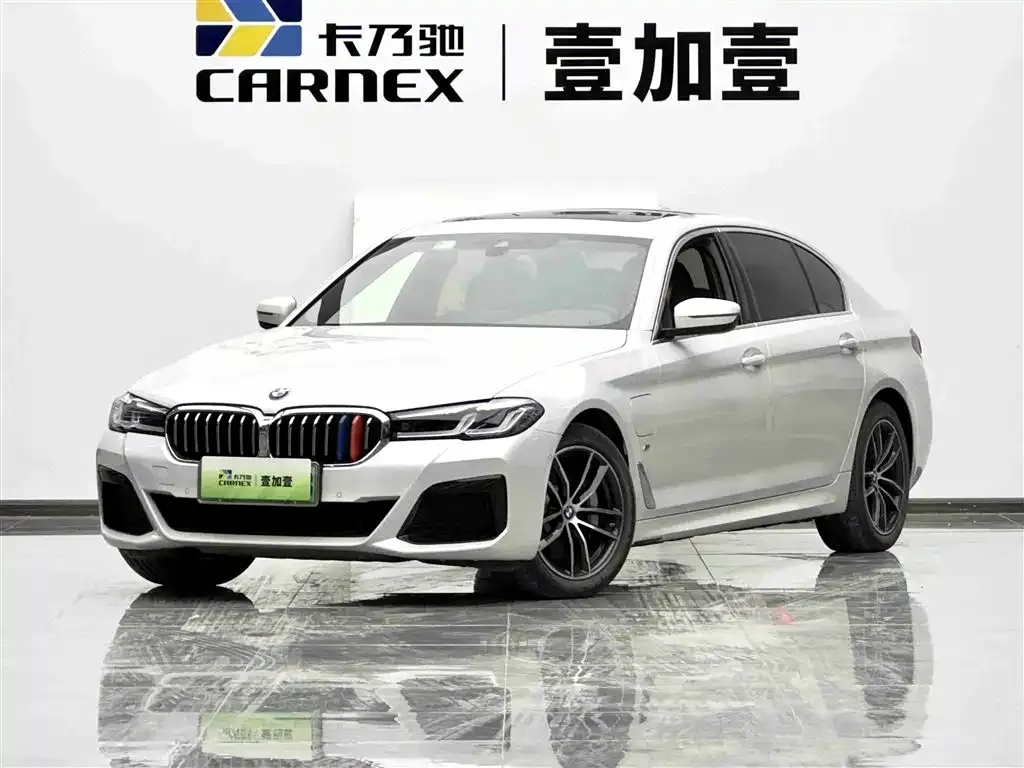 BMW 5 Series New Energy — фото 1