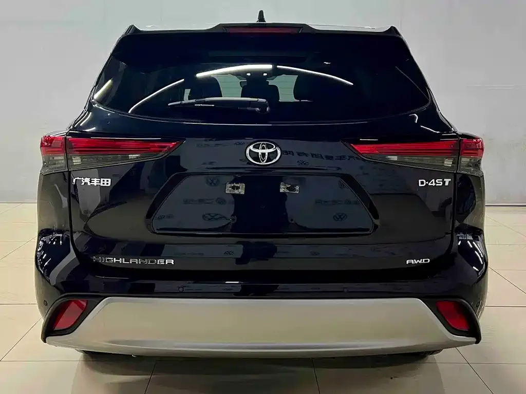 Toyota Highlander — фото 2