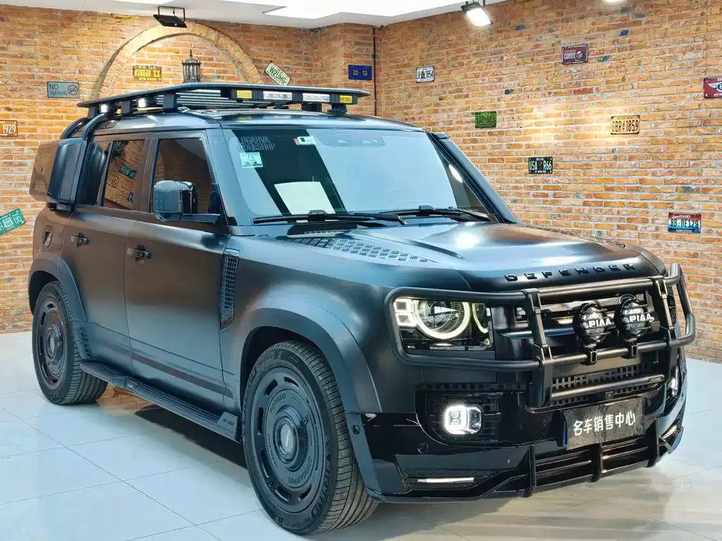 Land Rover Defender — фото 10