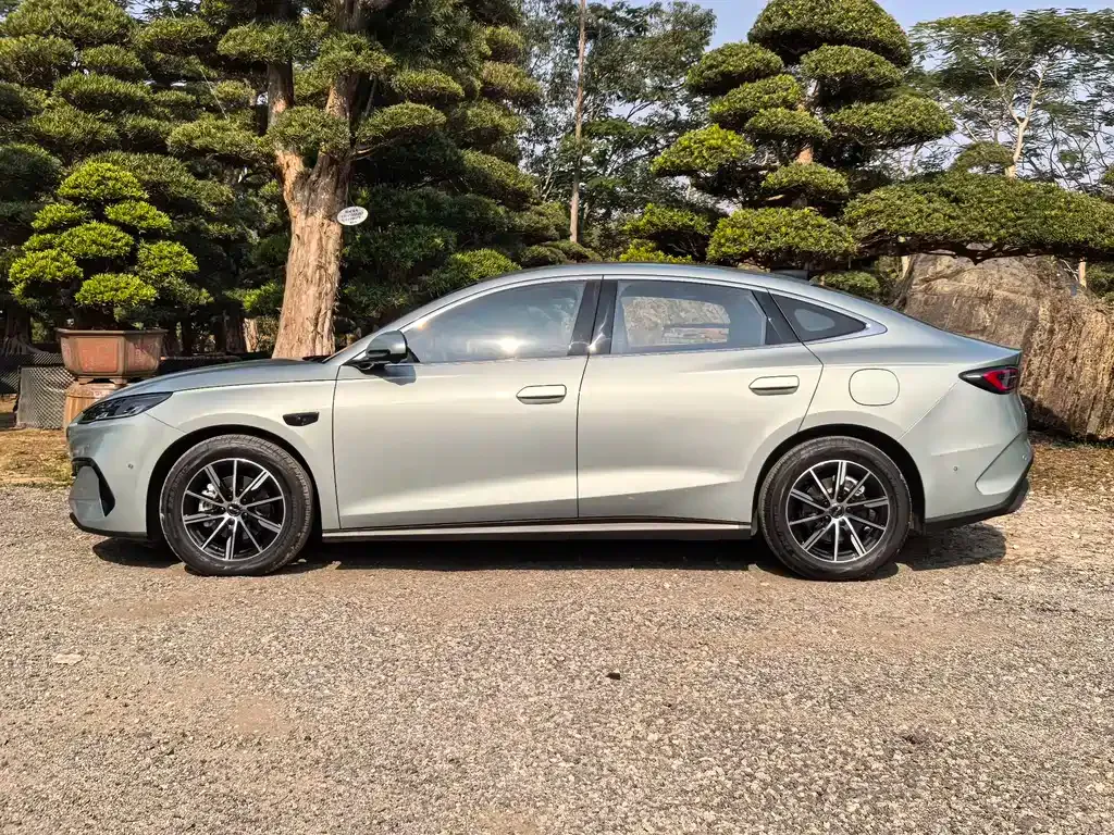 BYD Seal 06 — фото 10