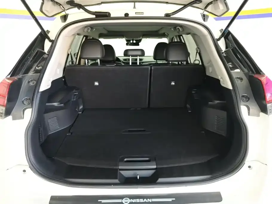 Nissan X-Trail — фото 9