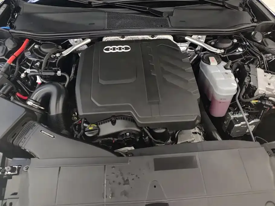 Audi A6L — фото 10