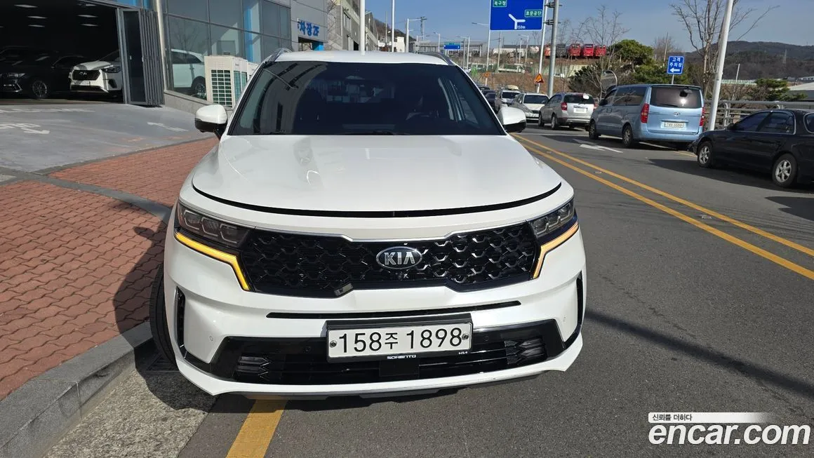 Kia Sorento — фото 10