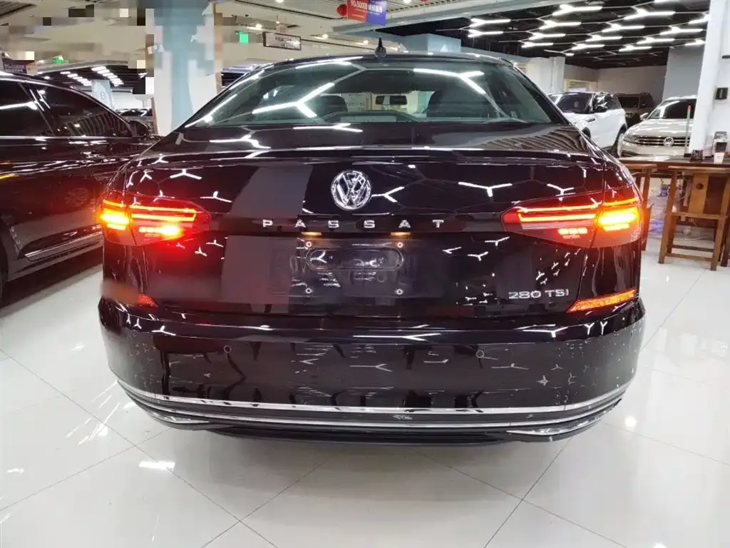 Volkswagen Passat — фото 2