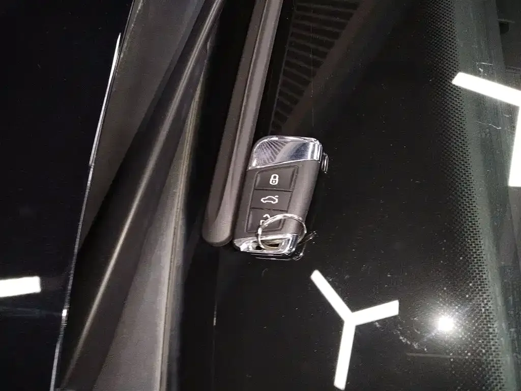 Volkswagen Passat — фото 7