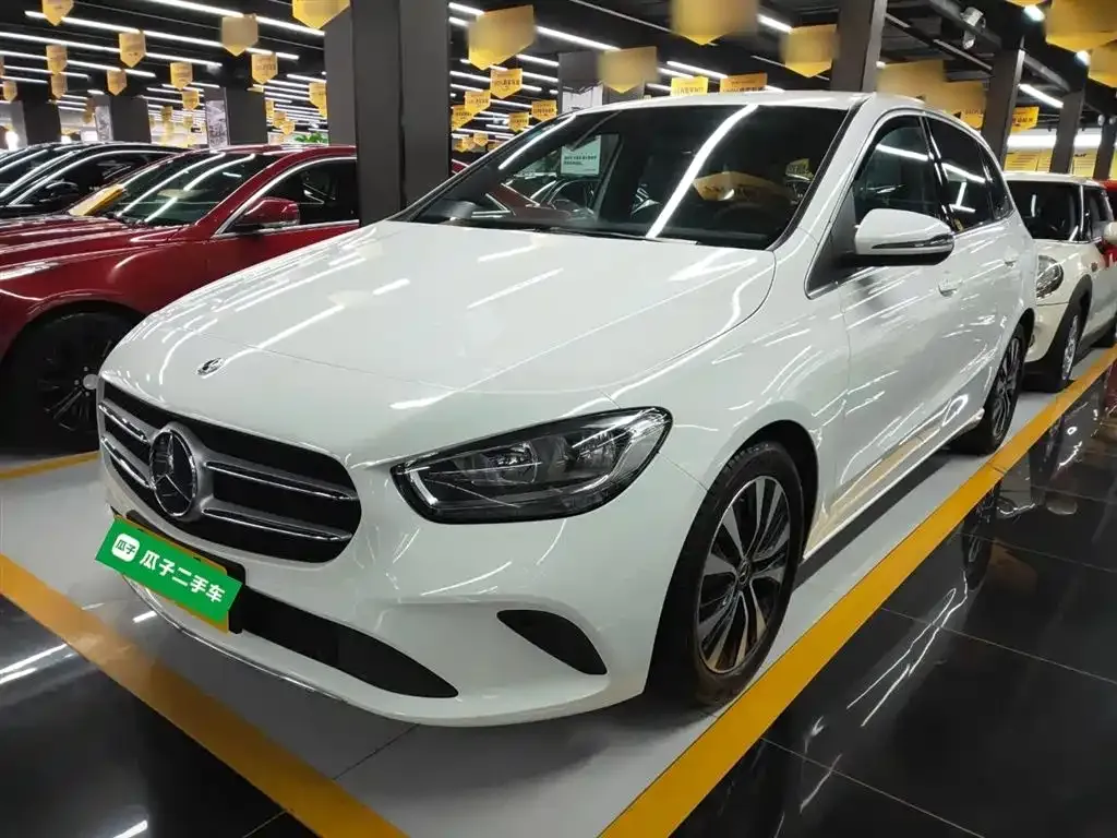 Mercedes-Benz B-Class — фото 1