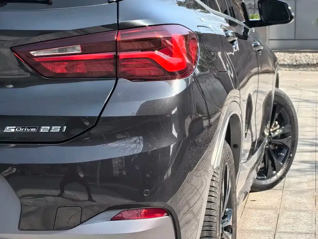 BMW X2 — фото 10