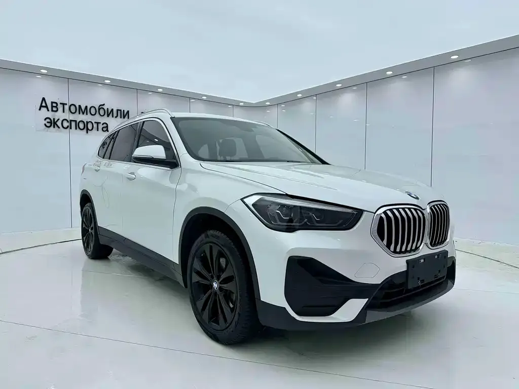 BMW X1 — фото 9