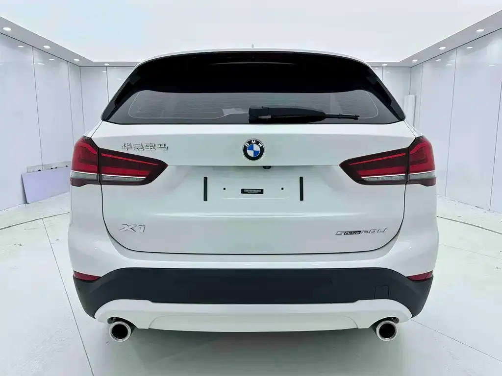 BMW X1 — фото 3