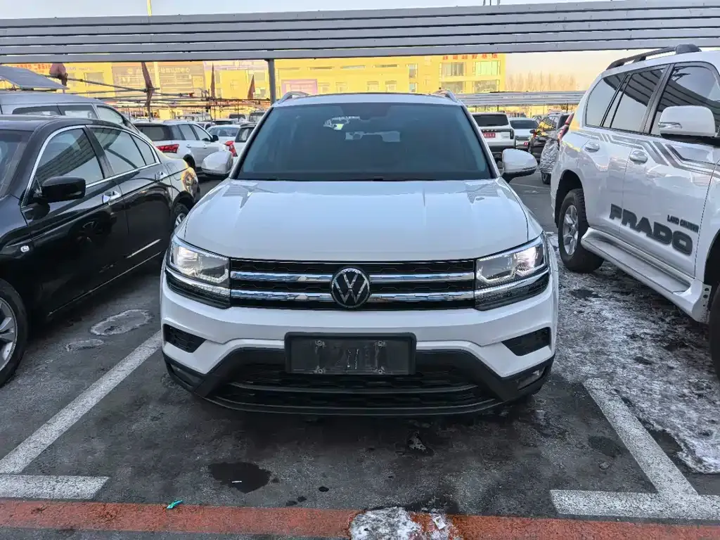 Volkswagen Tharu — фото 8