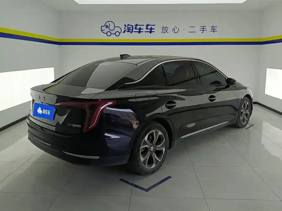 Hongqi E-QM5 — фото 6