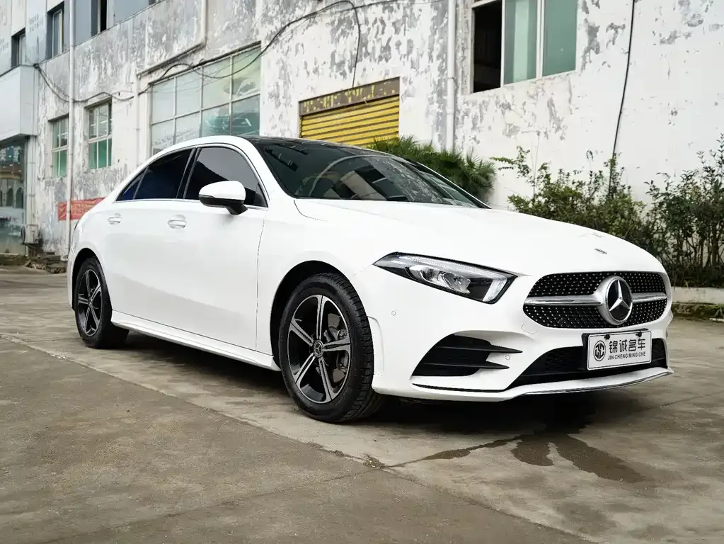 Mercedes-Benz A-Class — фото 4