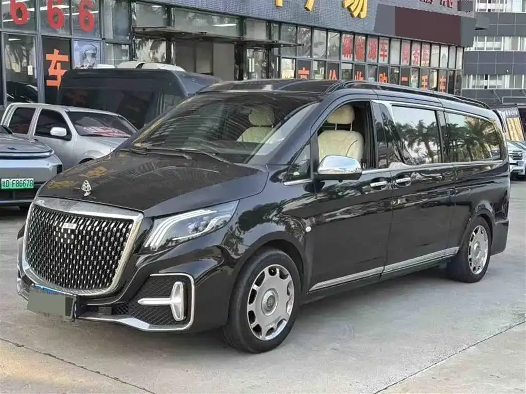 Mercedes-Benz Vito — фото 1