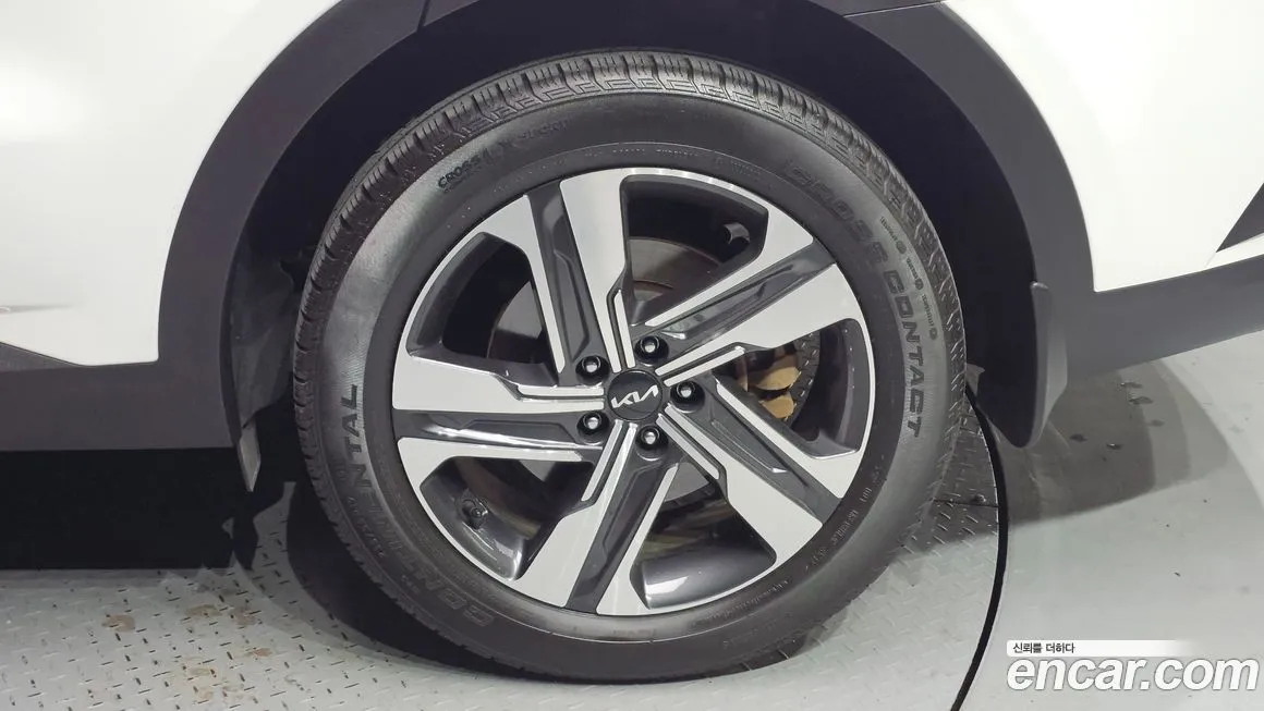 Kia Sorento — фото 5