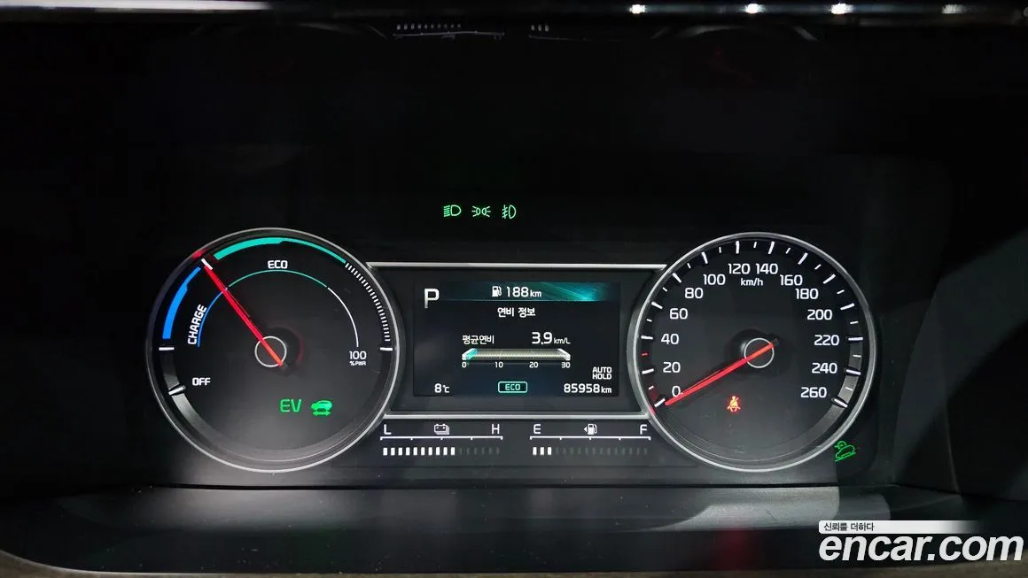 Kia Sorento — фото 7