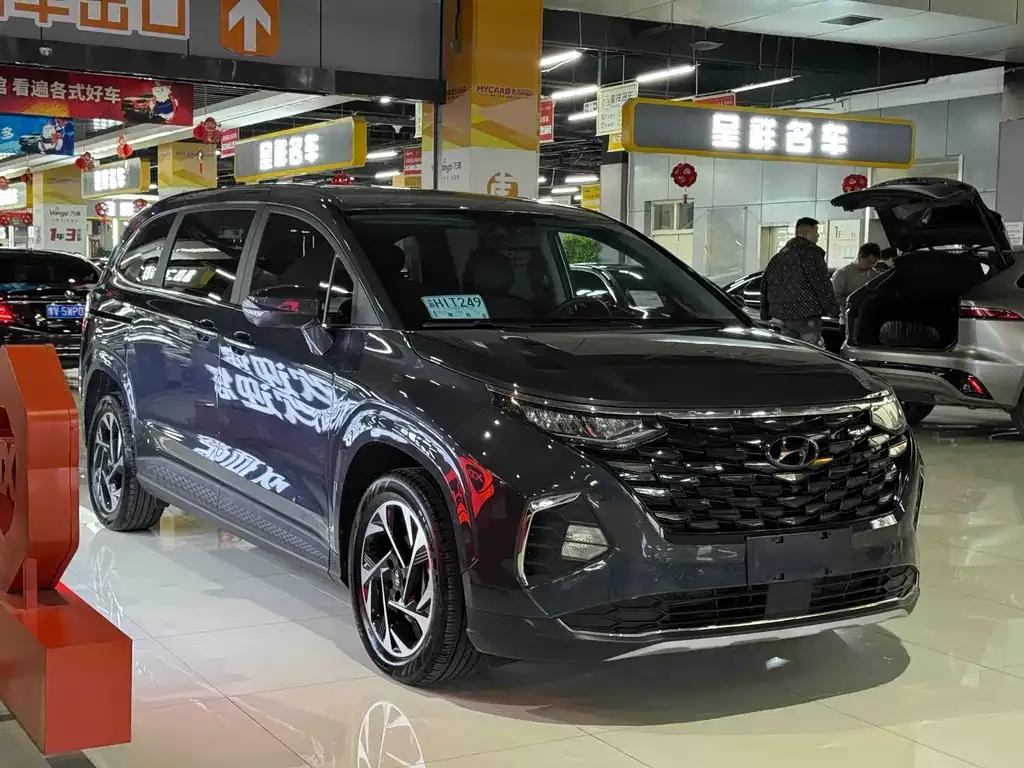 Hyundai Custo — фото 10