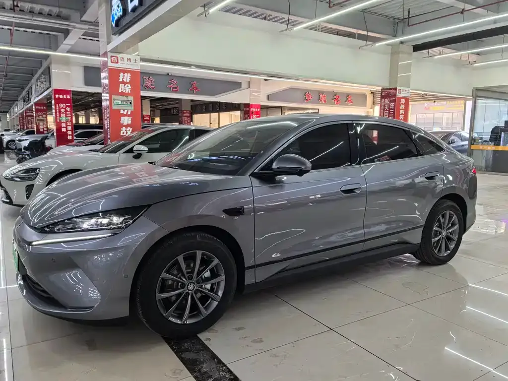 BYD Qin L — фото 7