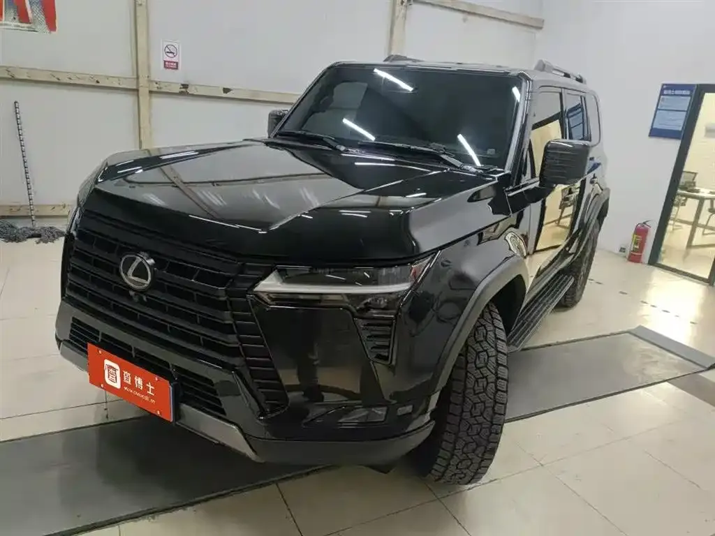 Lexus GX — фото 1