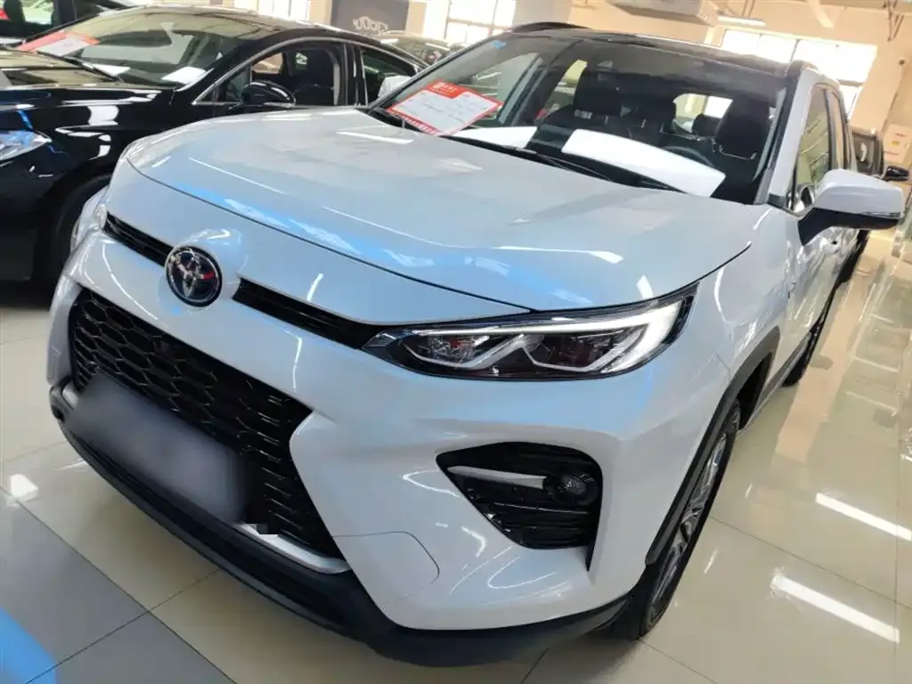 Toyota Wildlander — фото 1
