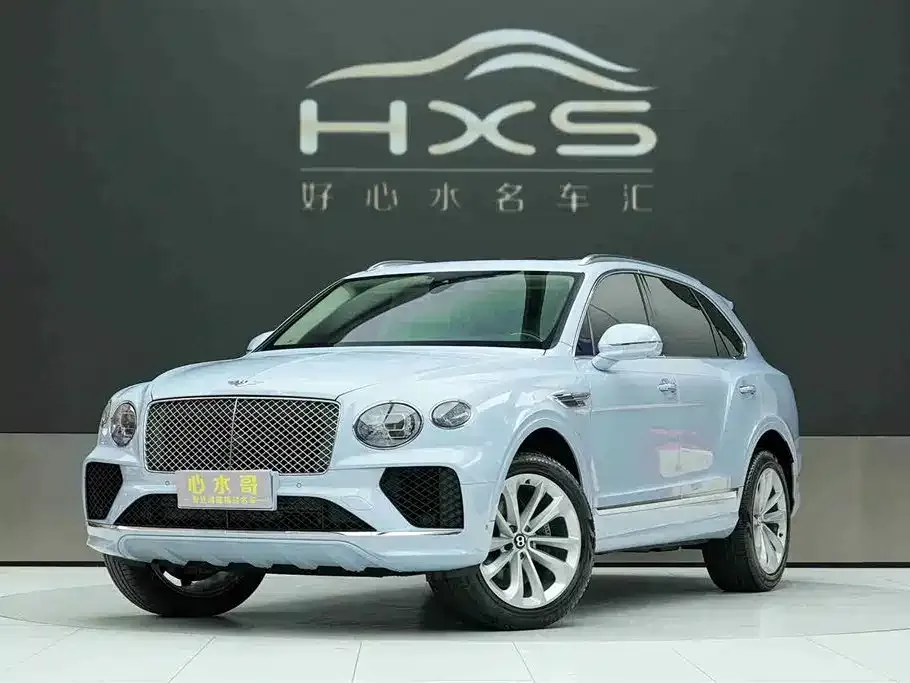 Bentley Bentayga — фото 1