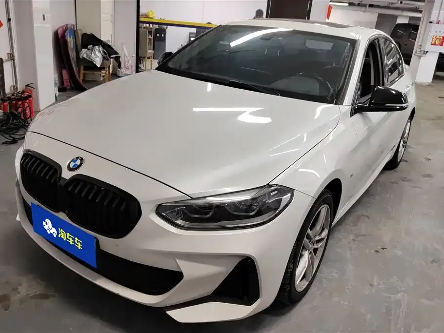 BMW 1 Series — фото 1