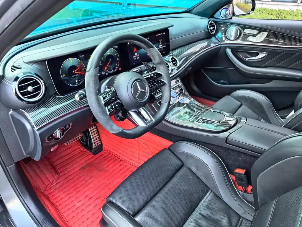 Mercedes-Benz E-Class AMG — фото 3