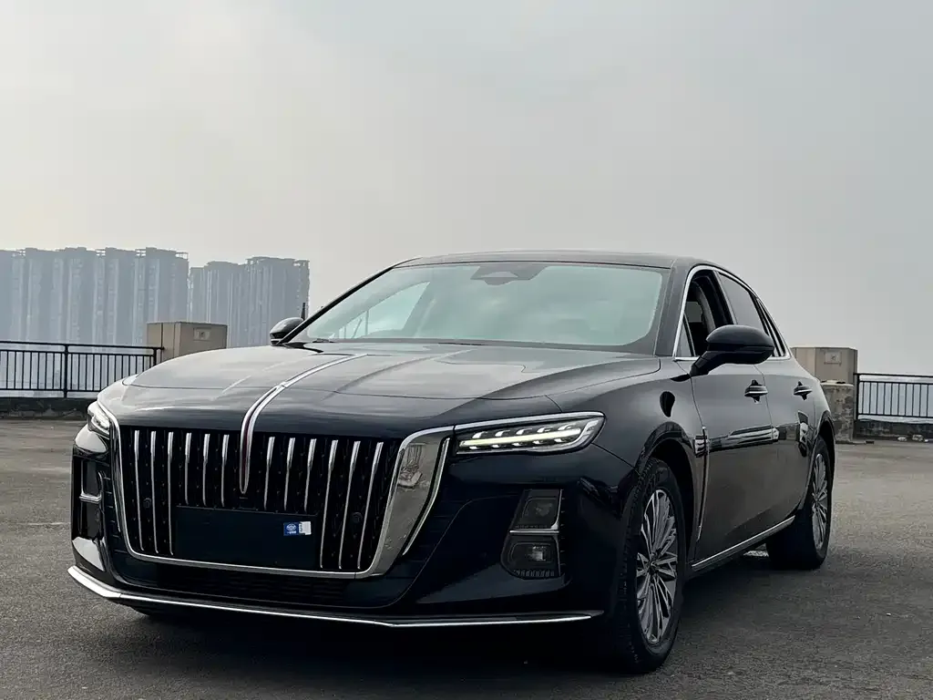Hongqi H5 — фото 1