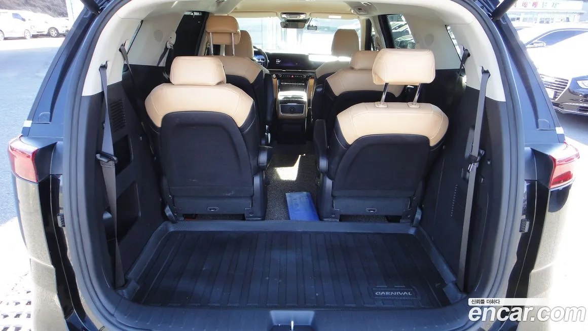 Kia Carnival — фото 2