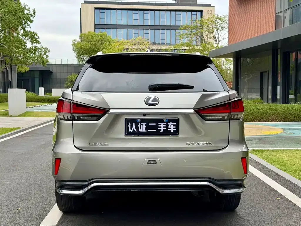 Lexus RX — фото 8