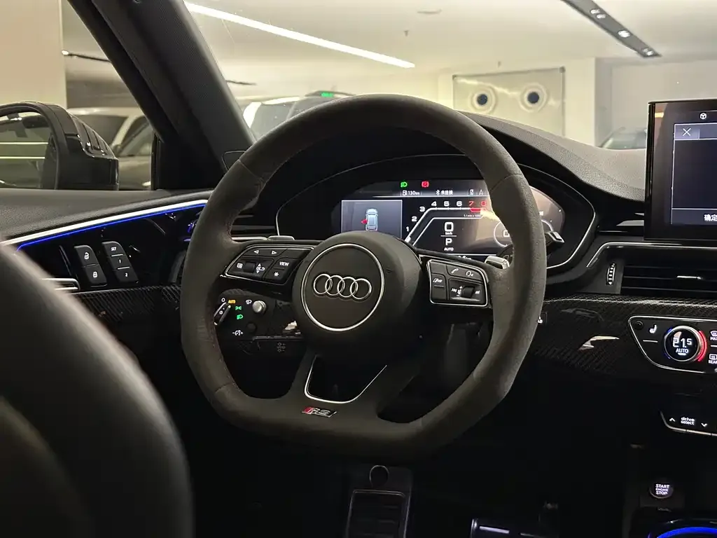 Audi RS 4 — фото 7