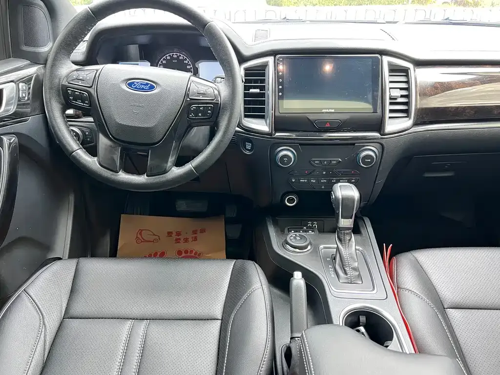 Ford Everest — фото 5