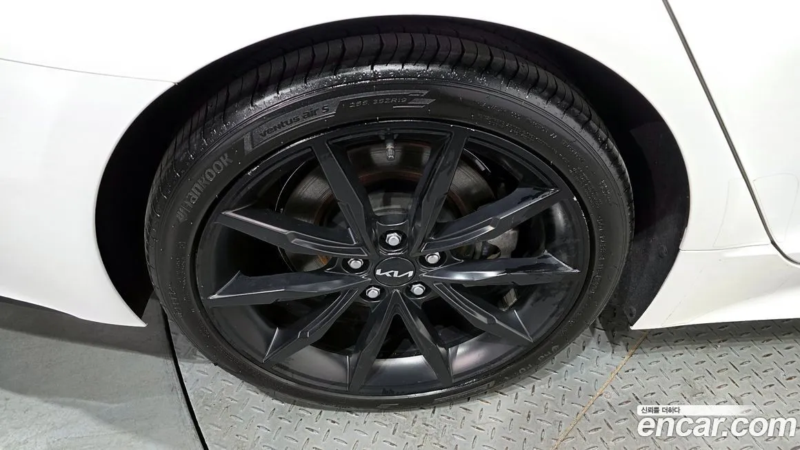 Kia Stinger — фото 10