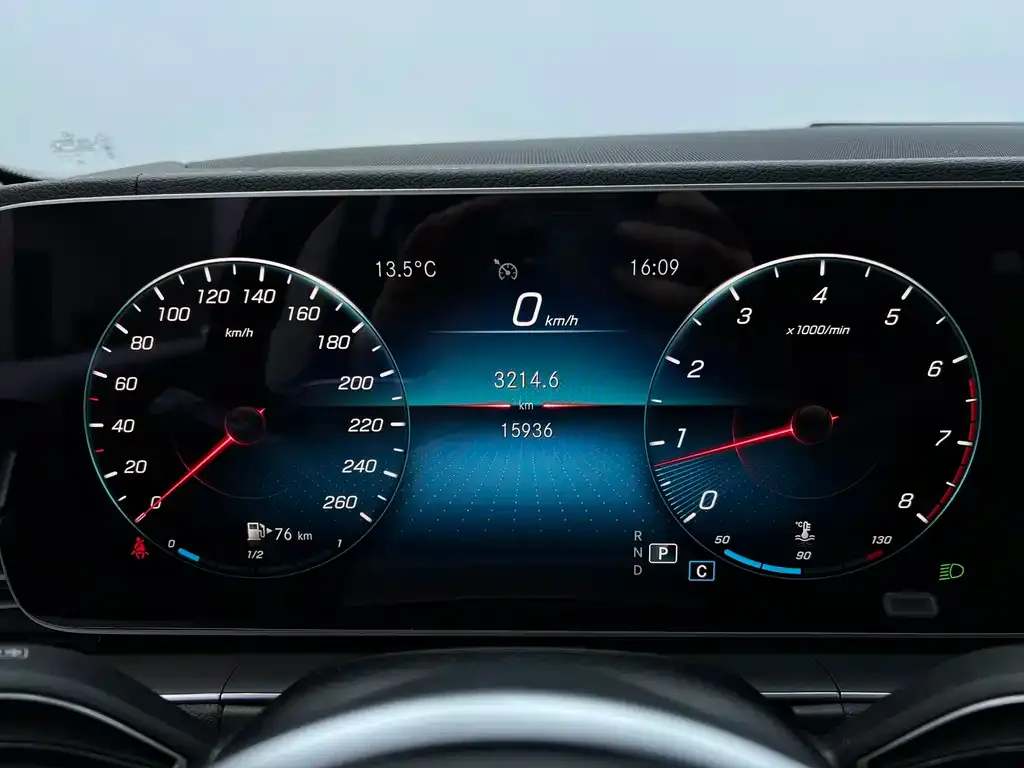 Mercedes-Benz GLE — фото 7