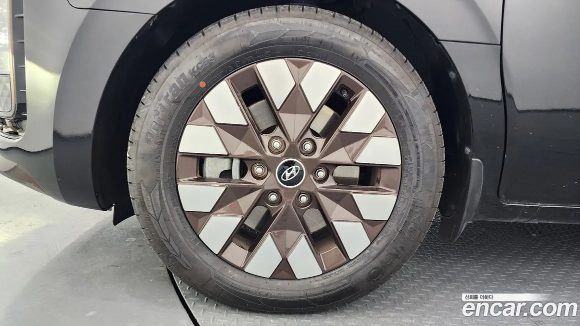 Hyundai Staria — фото 8