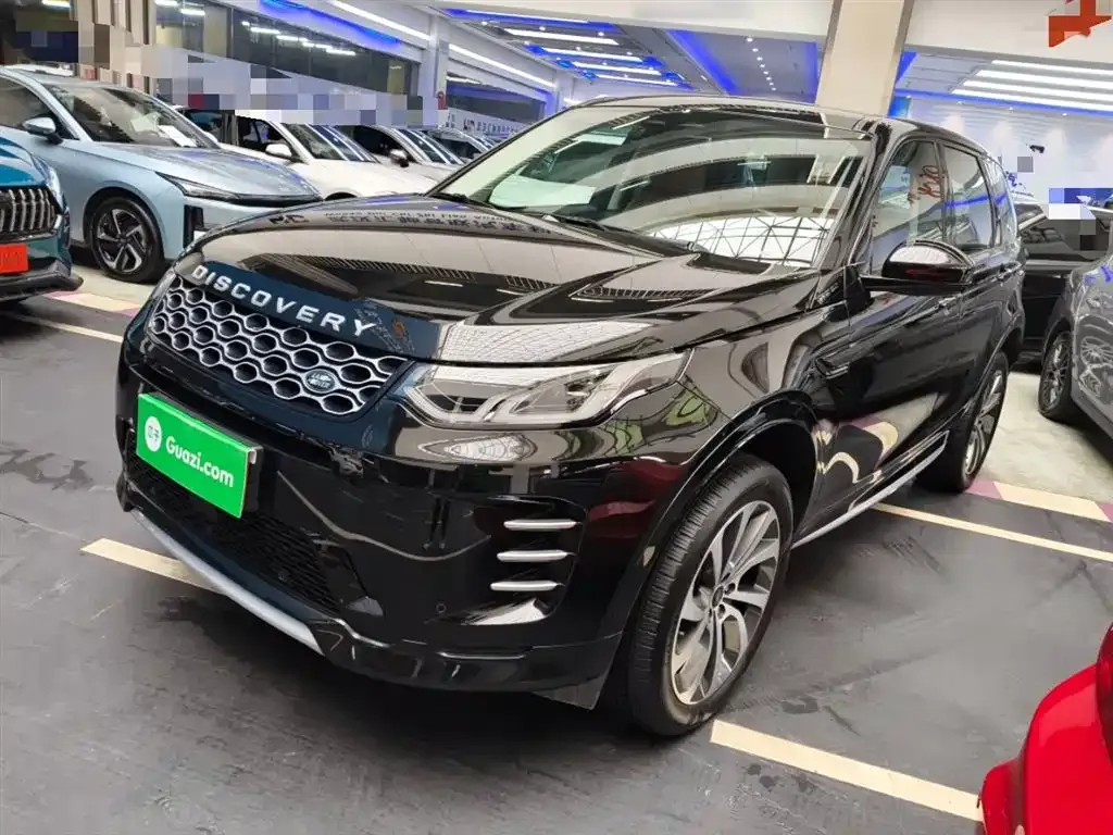 Land Rover Discovery Sport Hybrid — фото 1