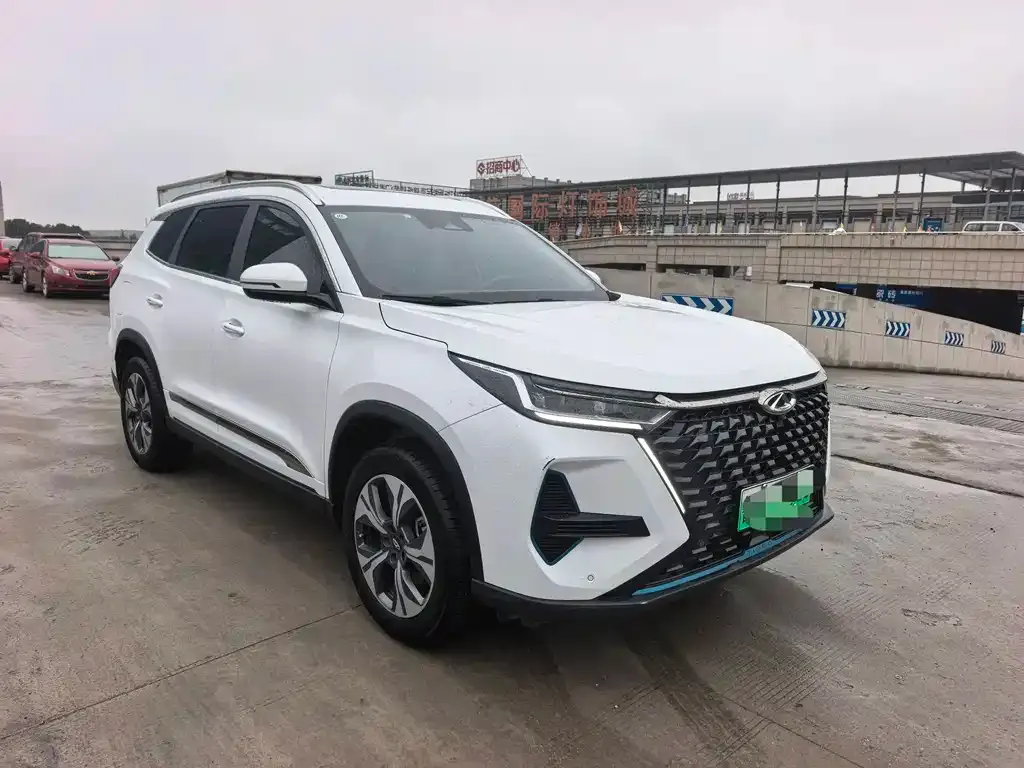 Chery Tiggo 8 PRO NEV — фото 2