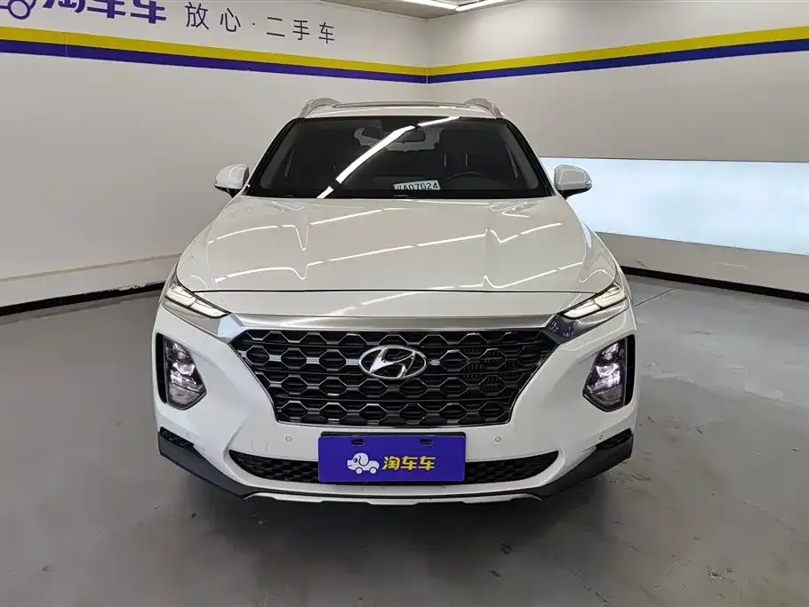 Hyundai Santa Fe — фото 5