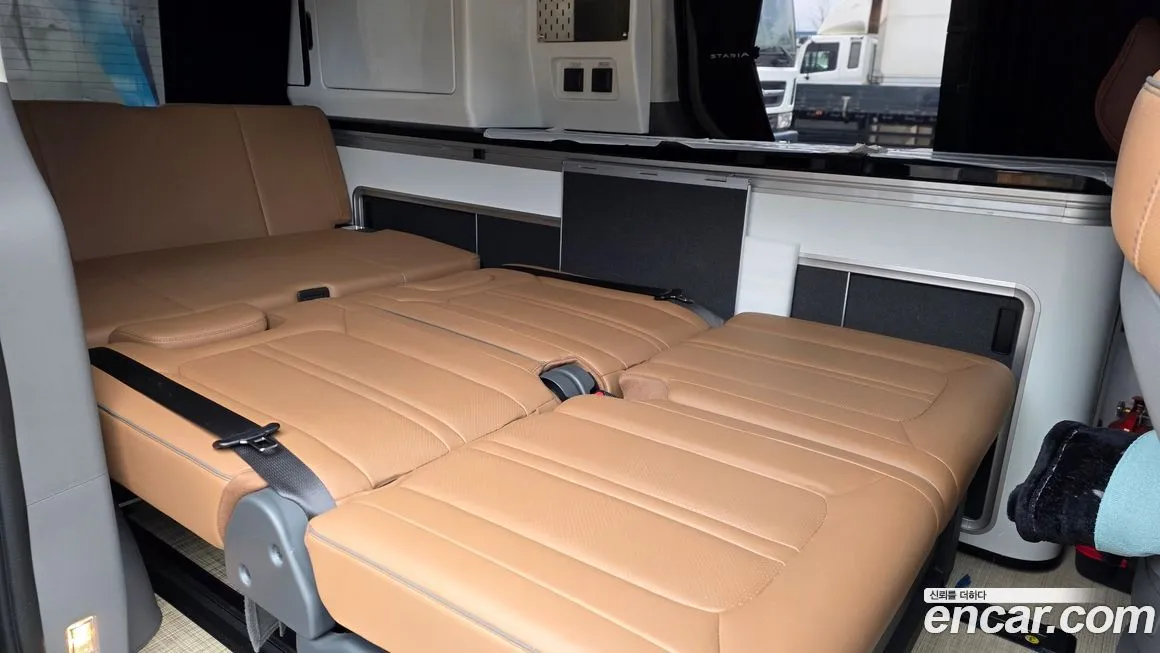 Hyundai Staria — фото 2