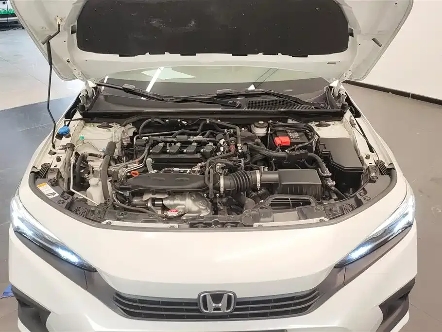 Honda Civic — фото 10
