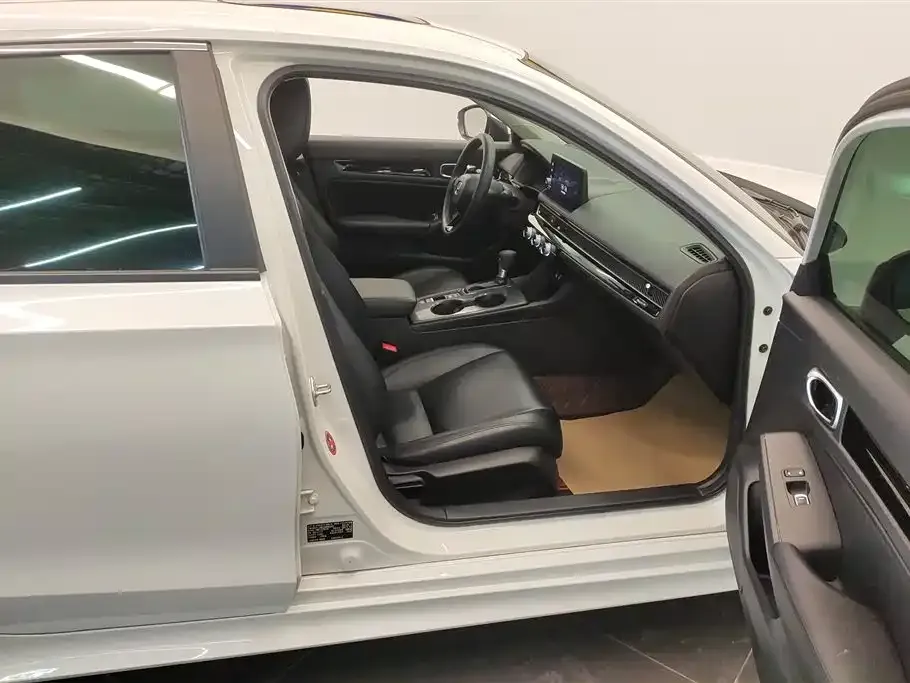 Honda Civic — фото 8